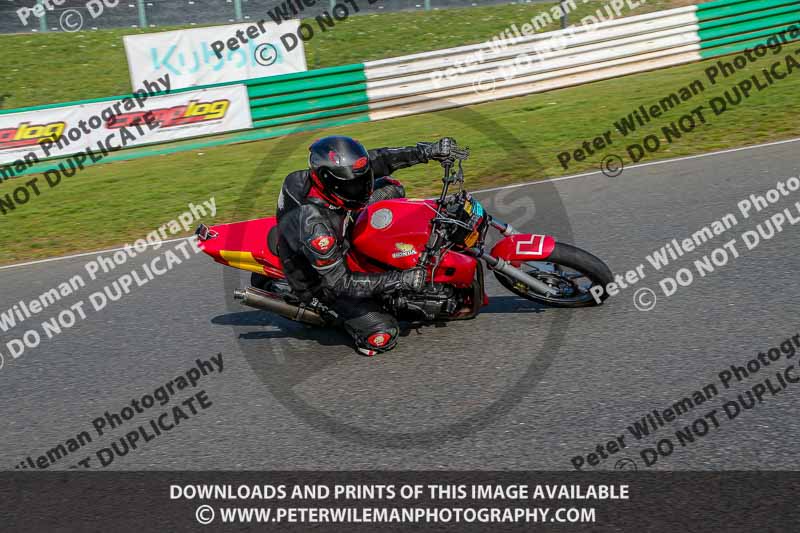 PJ Motorsport Photography 2018;enduro digital images;event digital images;eventdigitalimages;mallory park;mallory park photographs;mallory park trackday;mallory park trackday photographs;no limits trackdays;peter wileman photography;racing digital images;trackday digital images;trackday photos